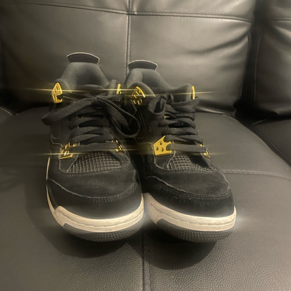 Royalty Jordan 4s - Picture 3 of 8